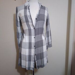 SALE $ Vince Camuto White & Black Plaid Dress XXS